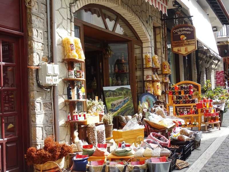 shops selleing traditional products in Kalavrita