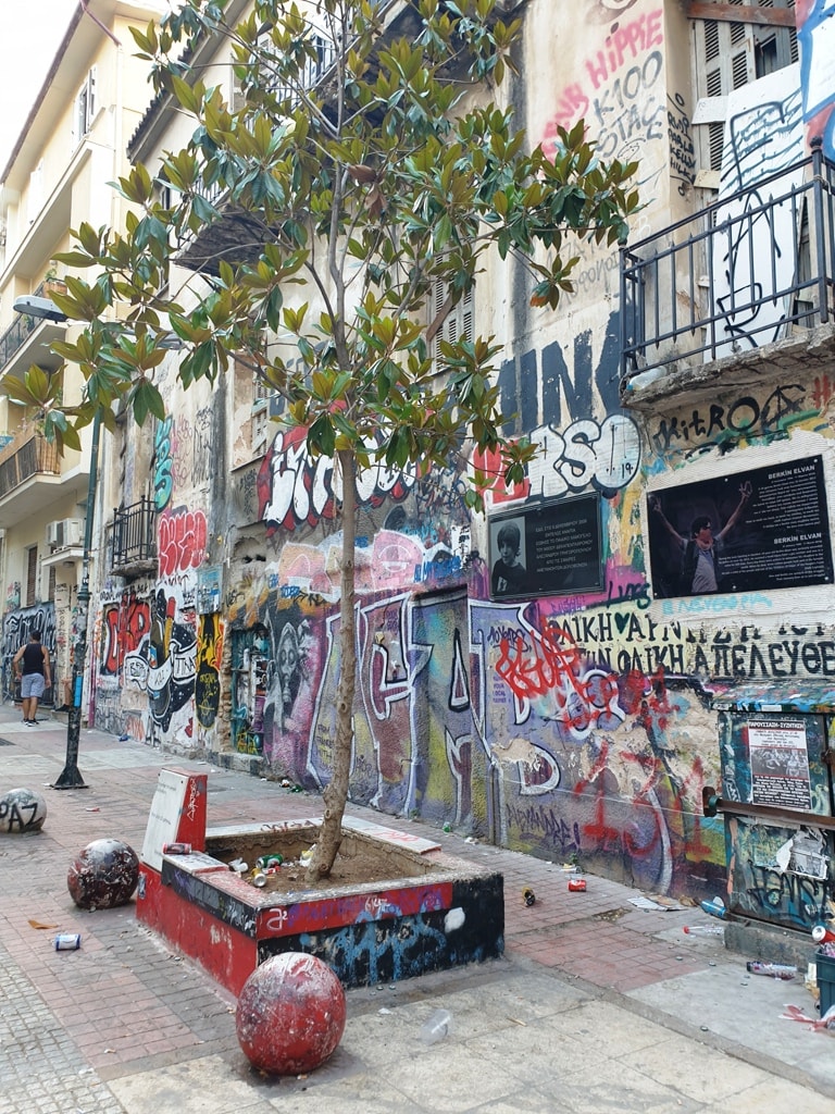 exarchia street art tour