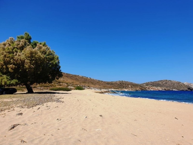 Psathi beach in Ios