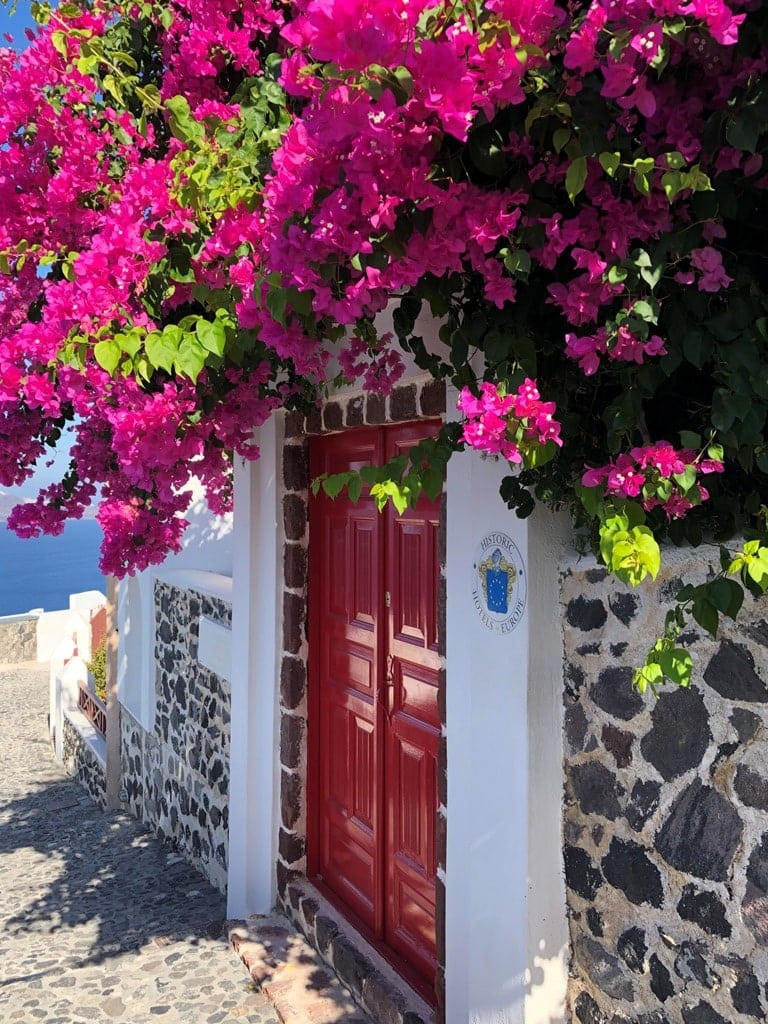 Fira Sanrtorini - Greek islands to visit in May