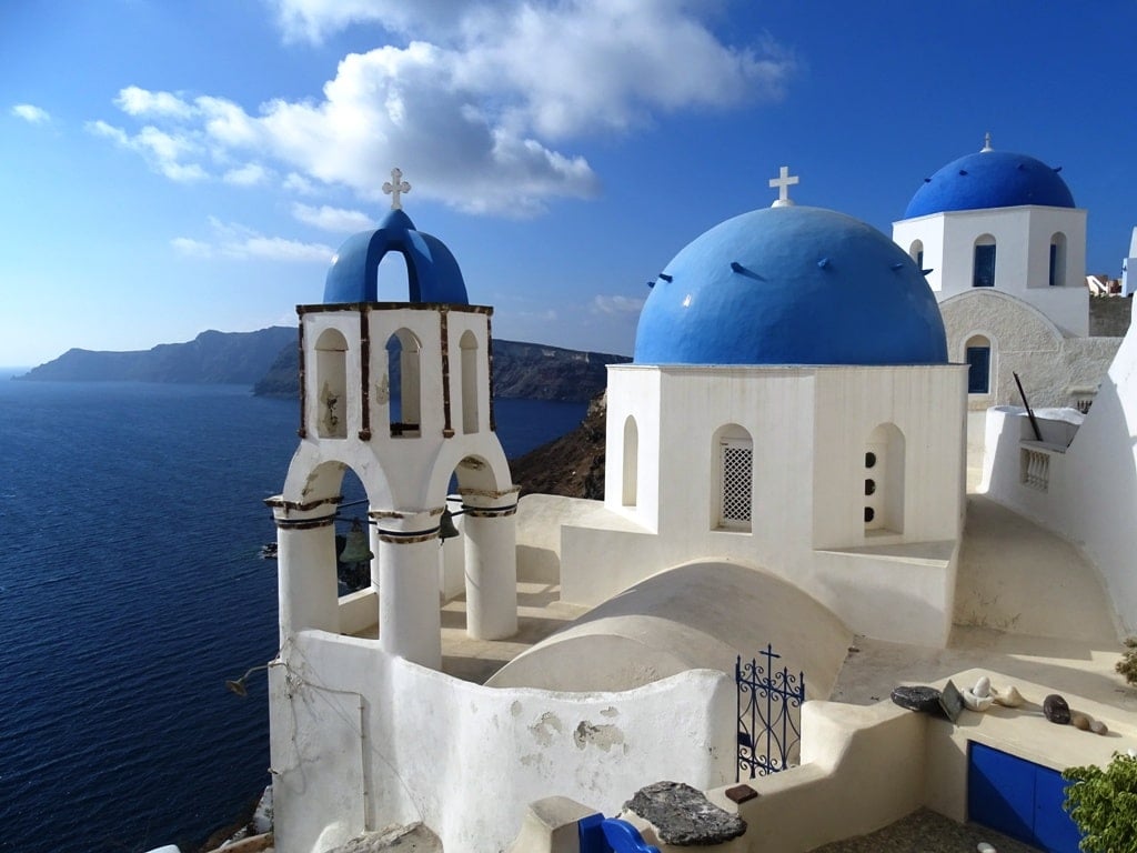 The blue domed churches in Oia - 2 days in Santorini