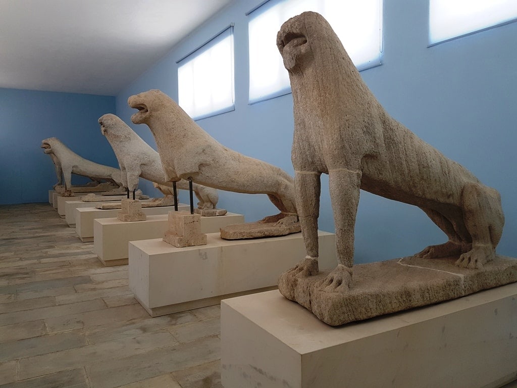 the famous lions in Delos island