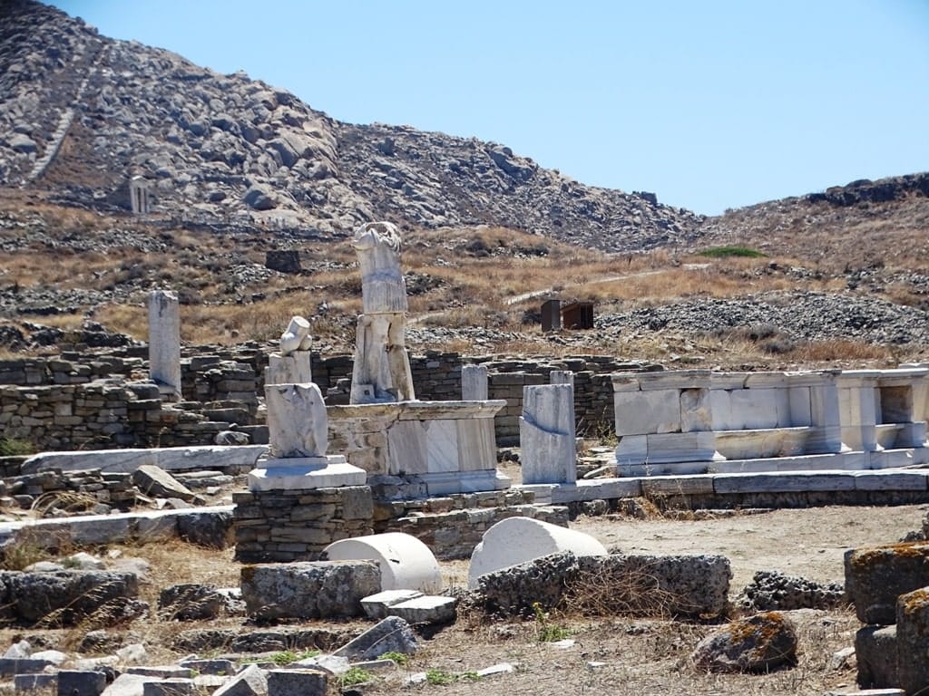 Things to see in Delos island