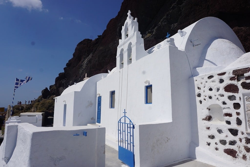  Chapel of Saint Nikolas - Red beach, Santorini