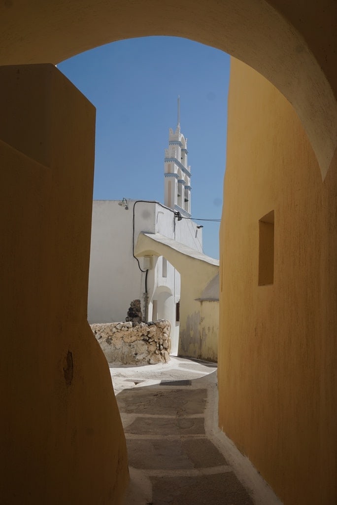 churches in emporio Santorini