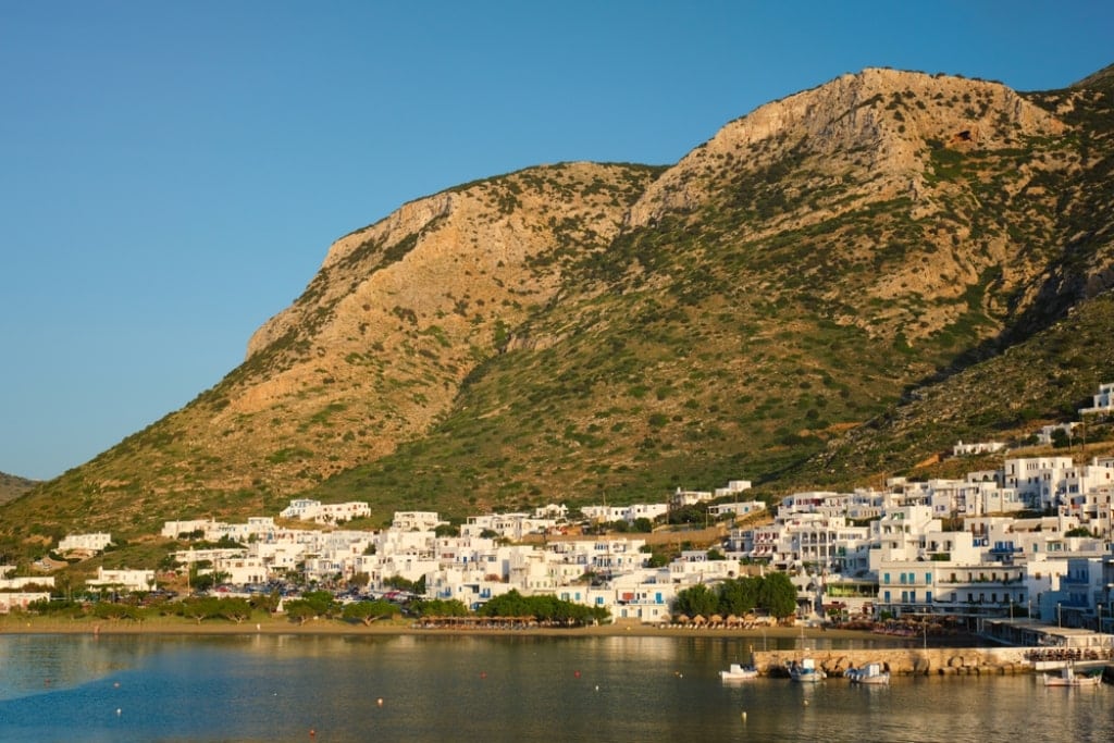how to get from Athens to Sifnos