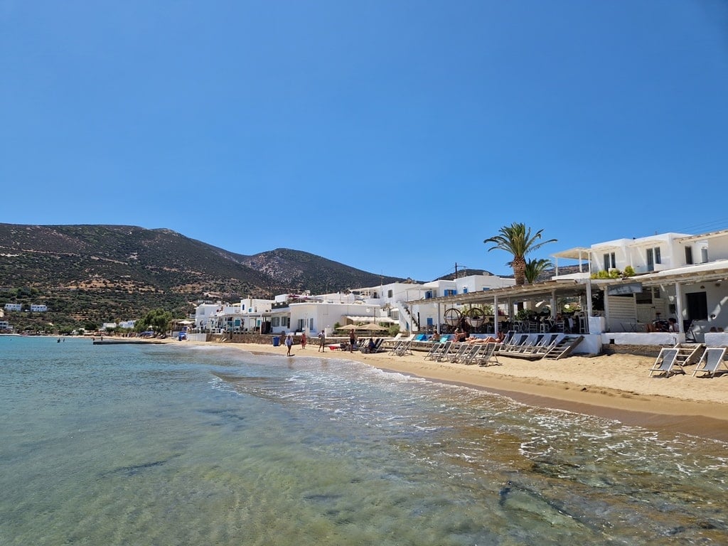 best beaches in Sifnos - Platys Gialos