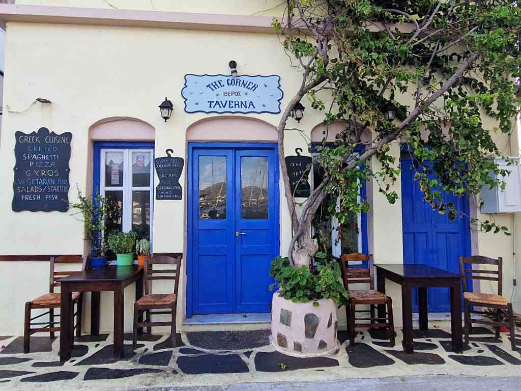 taverna - Everything you have to know about Amorgos, Greece
