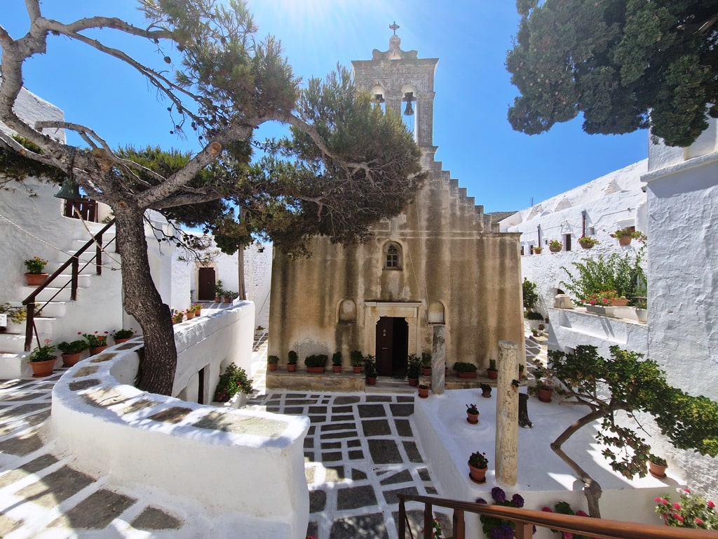 Monastery of Taxiarches - Things to do in Serifos