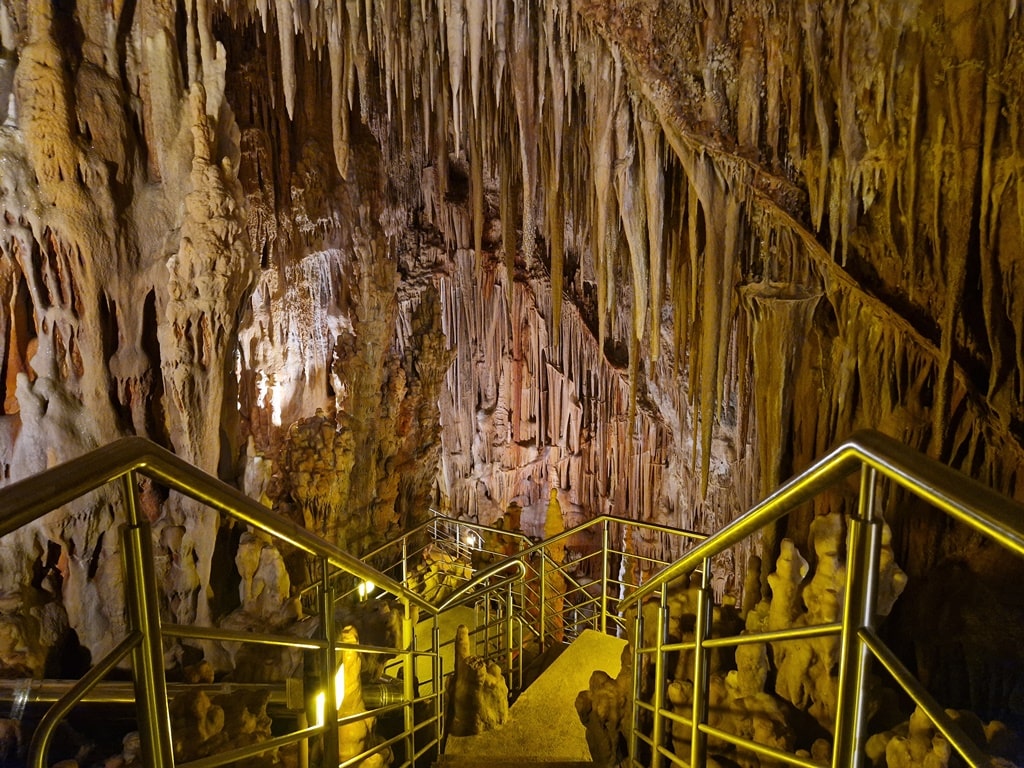 Kastania Cave - Things to do near Monemvasia